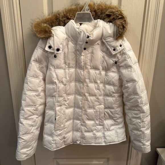 GAP Jackets & Blazers - Gap womens puffer coat with fur trimmed hood. Size small